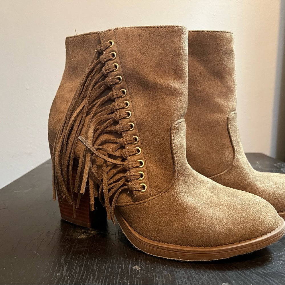 Women’s Fringe Bootie